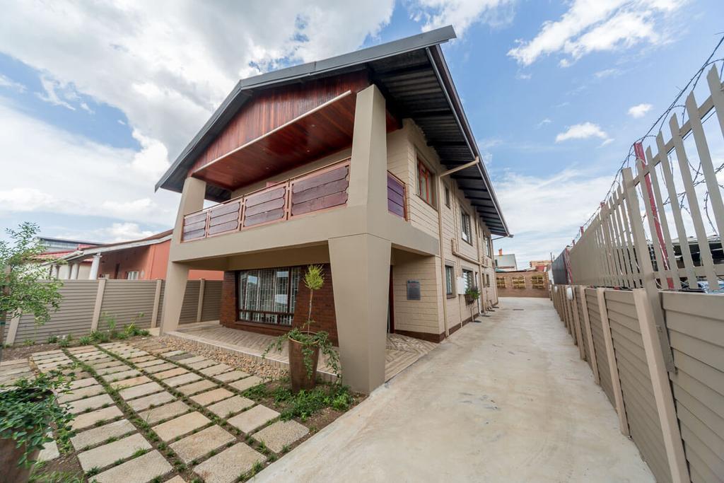 The Musafer Travel Lodge Pietermaritzburg Eksteriør billede
