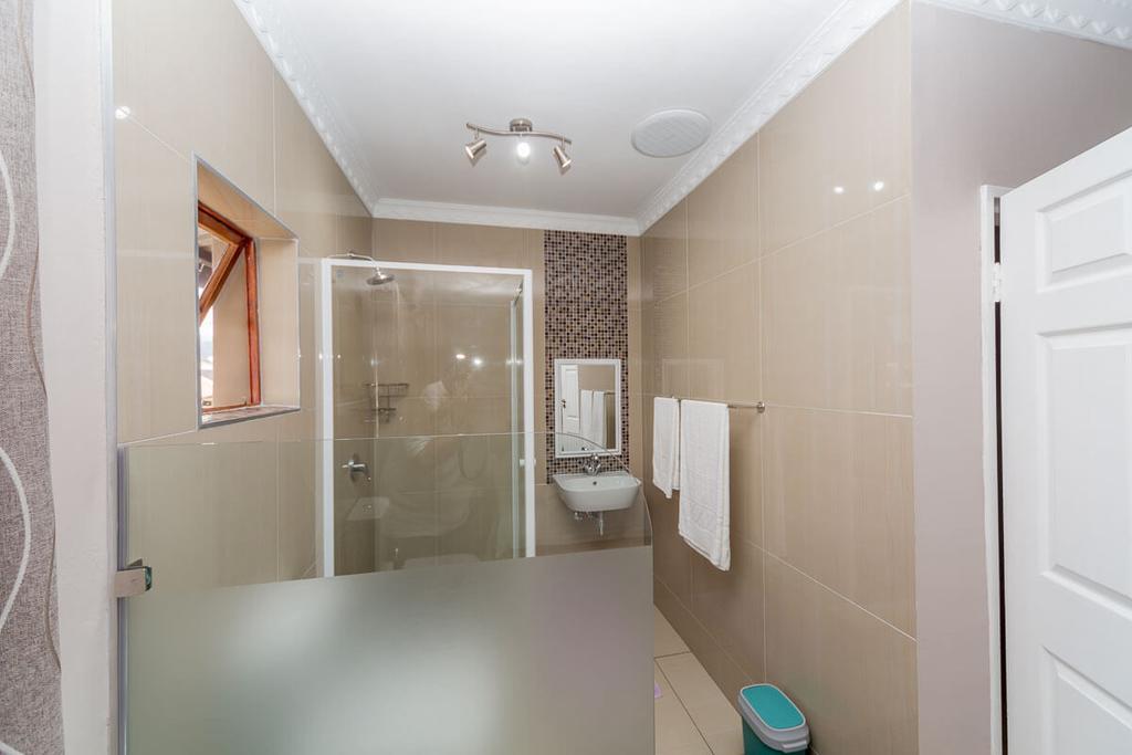 The Musafer Travel Lodge Pietermaritzburg Eksteriør billede