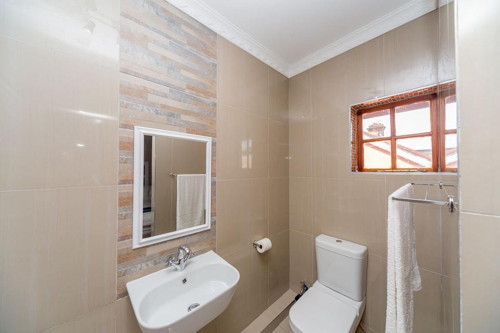 The Musafer Travel Lodge Pietermaritzburg Eksteriør billede