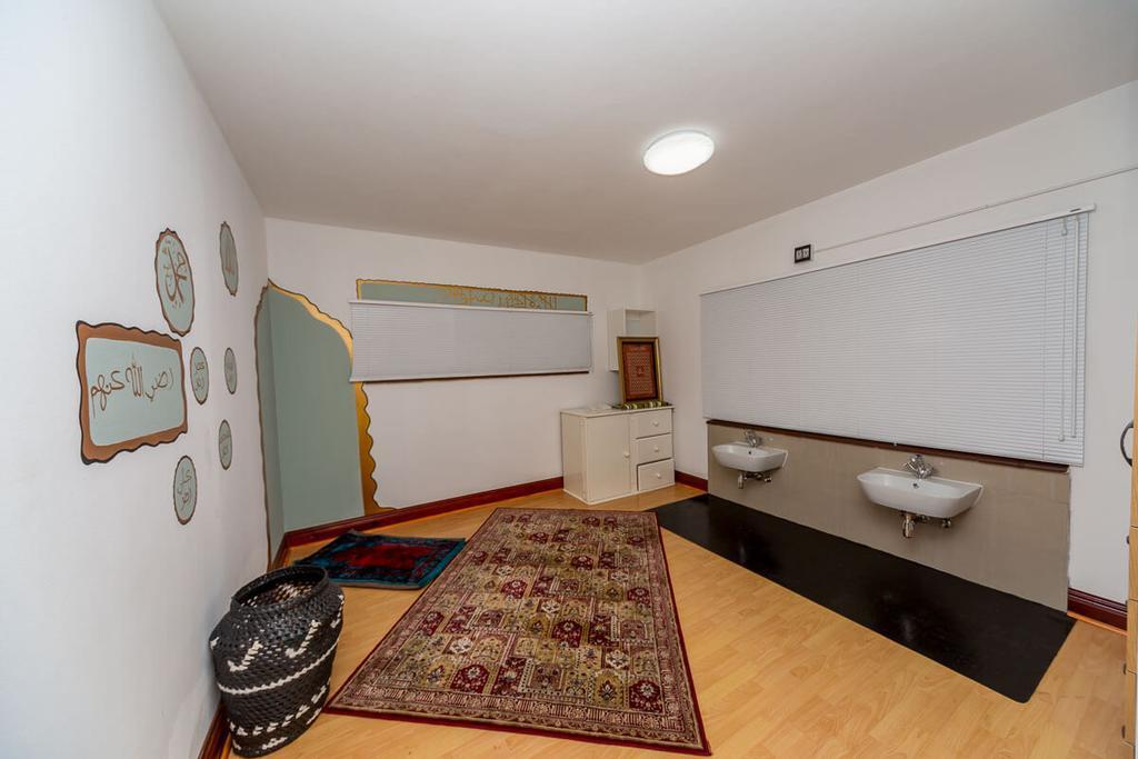 The Musafer Travel Lodge Pietermaritzburg Eksteriør billede