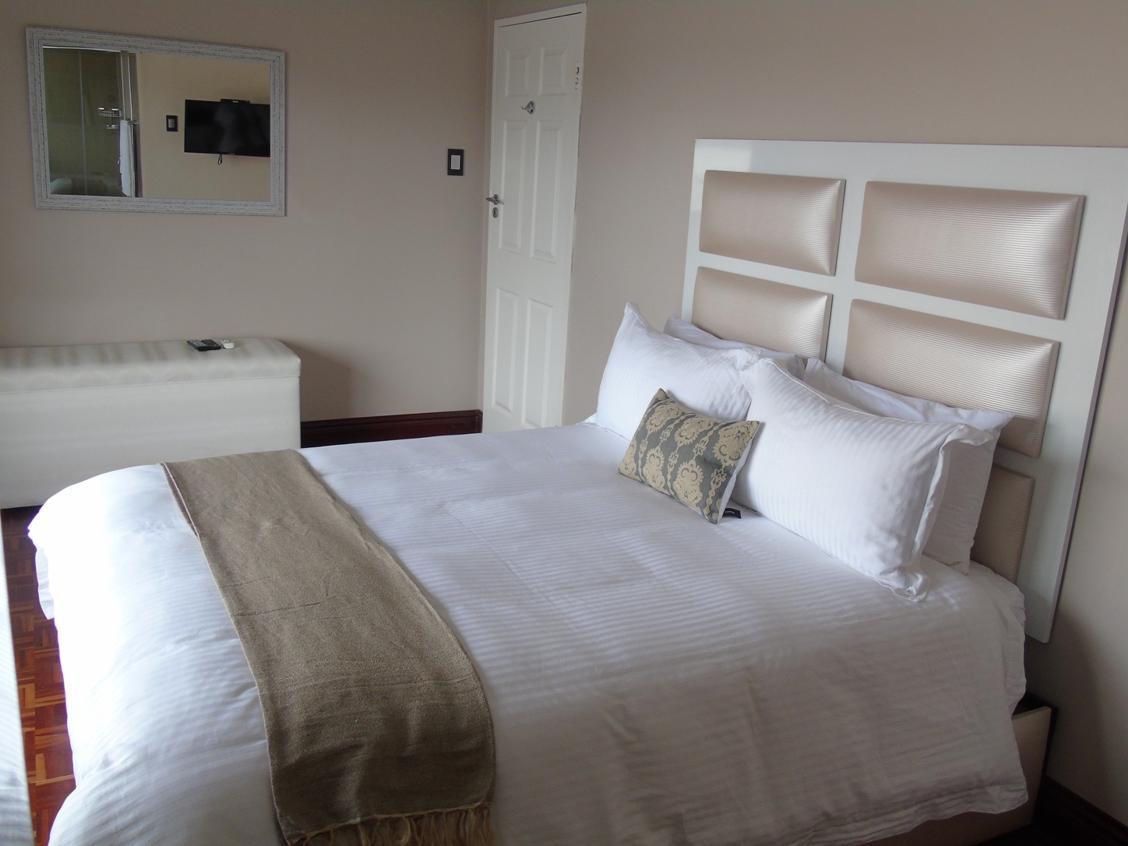 The Musafer Travel Lodge Pietermaritzburg Eksteriør billede