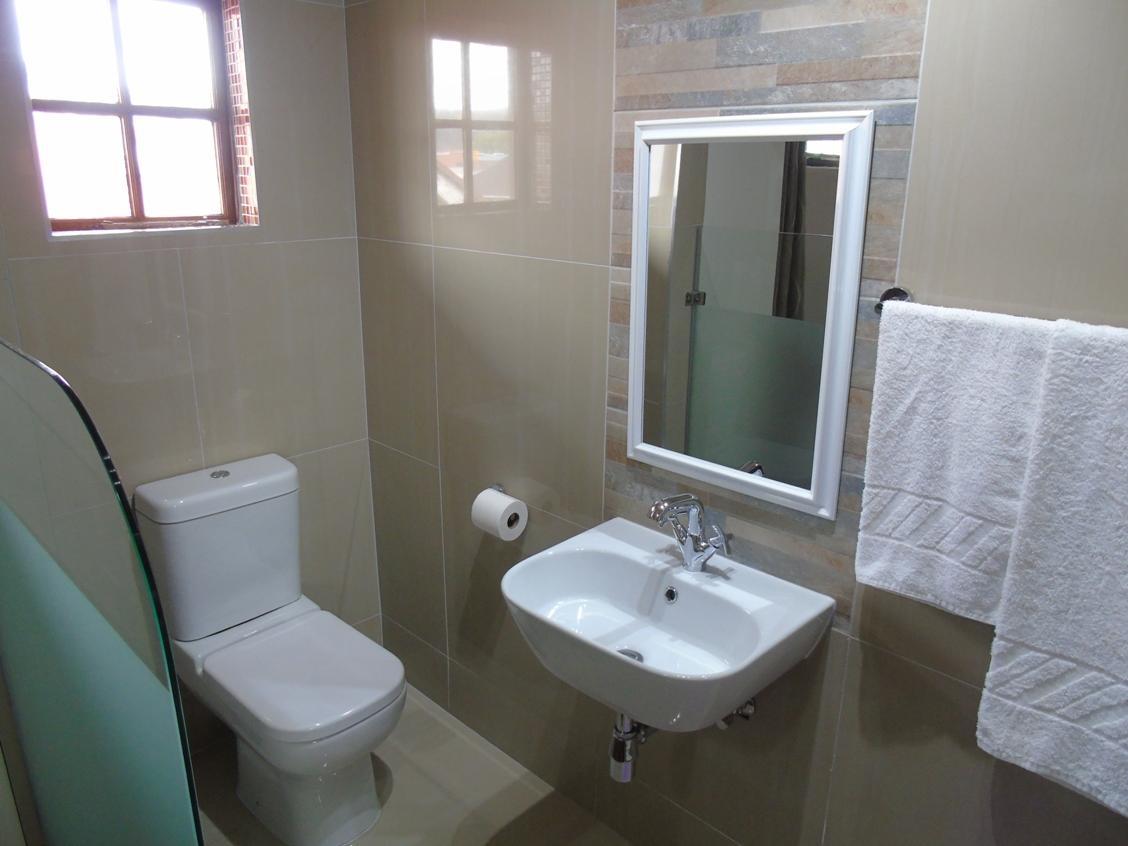 The Musafer Travel Lodge Pietermaritzburg Eksteriør billede